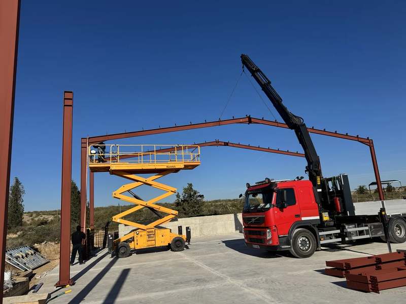 Camión grúa en Huesca - Transportes Dandia